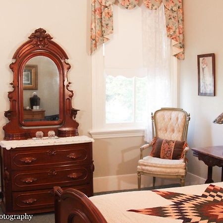 سامرفيل Flowertown Bed And Breakfast المظهر الخارجي الصورة
