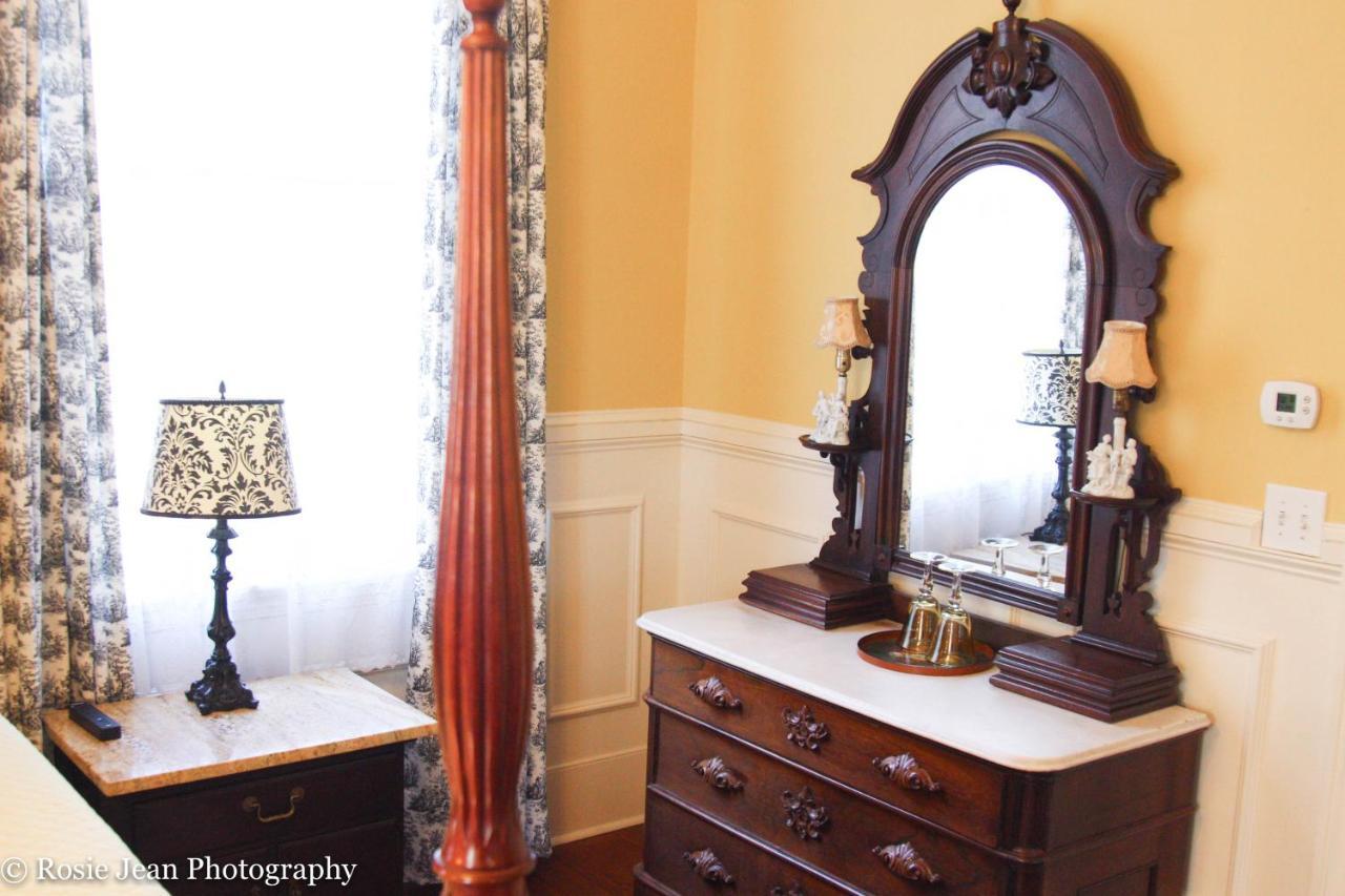 سامرفيل Flowertown Bed And Breakfast المظهر الخارجي الصورة