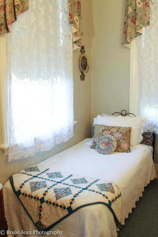 سامرفيل Flowertown Bed And Breakfast المظهر الخارجي الصورة