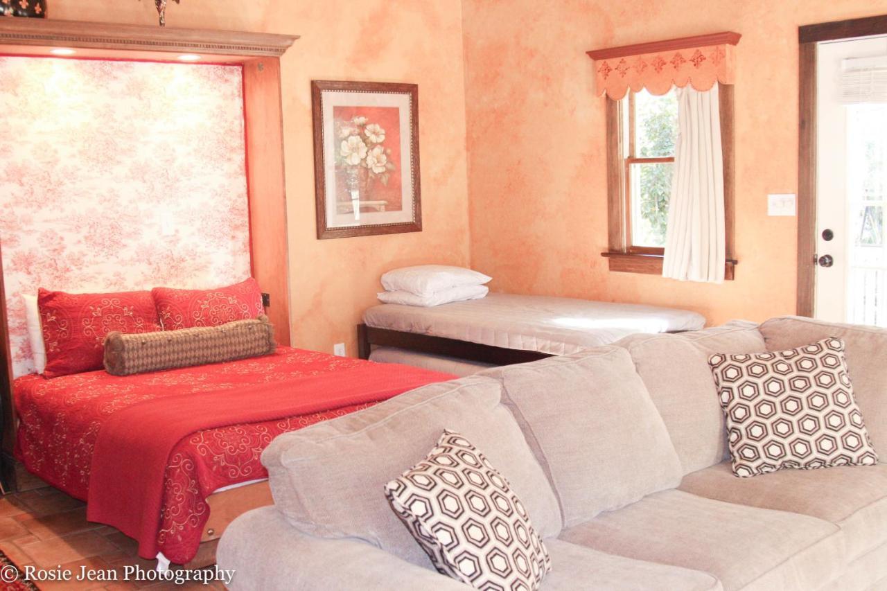 سامرفيل Flowertown Bed And Breakfast المظهر الخارجي الصورة