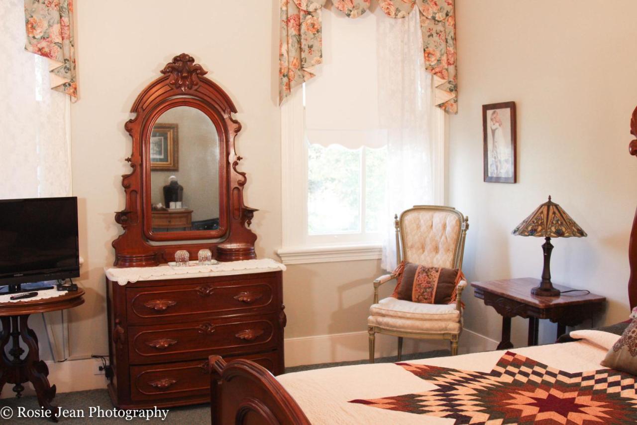 سامرفيل Flowertown Bed And Breakfast المظهر الخارجي الصورة